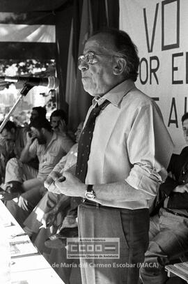 Mitin de Carrillo apoyando el Sí para el Estatuto de Autonomía de Andalucía – 05