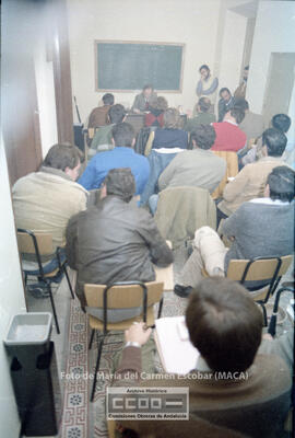 Ponencia de Nicolás Sartorius en la escuela de formación sidical, en la sede de Morería y fotos de la sede