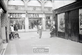 Calle del centro de Sevilla – Foto 4