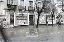 Carteles y pintadas del Referendum Nacional sobre la reforma política – 04
