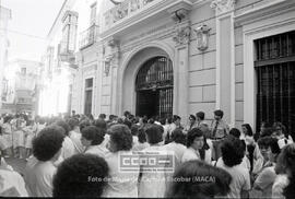 Marcha de las auxiliares de clínica reivindicando su equiparación a FP1