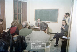 Ponencia de Nicolás Sartorius en la escuela de formación sidical, en la sede de Morería y fotos de la sede