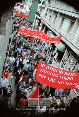 Manifestación 1o de Mayo de 1983 en Sevilla – 09