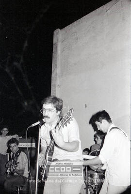 Concierto de la banda Caótica