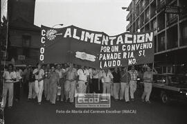 Manifestación durante una huelga general de panadería  – 12
