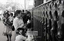 Escenas de la Feria de abril: Caseta La PECERA – 11