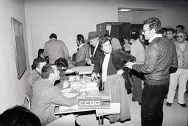 Aurora León durante la jornada electoral del 27 de noviembre de 1980 – 22