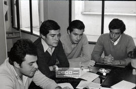 Reunión jóvenes sin identificar – 03
