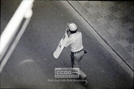 Concentración de trabajadores metalúrgicos en calle Morería sede del Sindicato Provincial del Metal (3) – 23