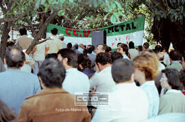 Manifestación 1o de Mayo de 1982. Mitin de CC.OO. del Metal en la Plaza del Cristo de Burgos