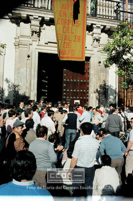 Desalojo de trabajadores de HYTASA del Parlamento andaluz – 08