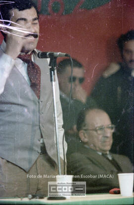 Mitin en del PCA, con intervención de Santiago Carrillo, en Casariche y posterior visita a la Puebla de Cazalla