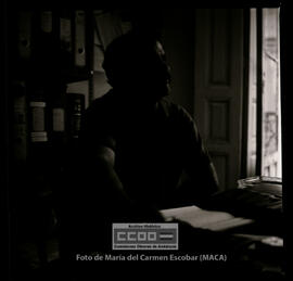 Carmelo Acuña en una mesa de trabajo en la sede de CCOO de Sevilla  –  03