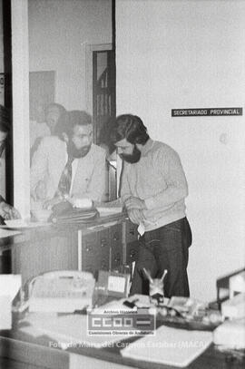 Sindicalistas en la sede de CCOO de Sevilla – 07