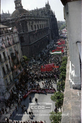 Manifestación 1o de Mayo de 1980 en Sevilla
