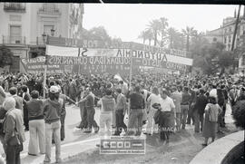 Manifestación 1o de Mayo de 1980 en Sevilla