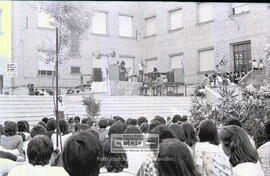Recital de música "Andalucía 6 de junio" en el patio de la Facultad de Medicina – 13