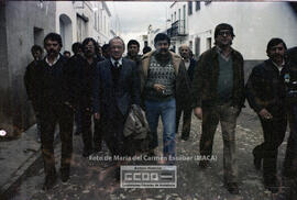 Mitin en del PCA, con intervención de Santiago Carrillo, en Casariche y posterior visita a la Puebla de Cazalla
