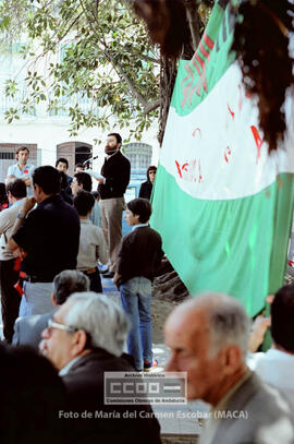 Manifestación 1o de Mayo de 1982. Mitin de CC.OO. del Metal en la Plaza del Cristo de Burgos
