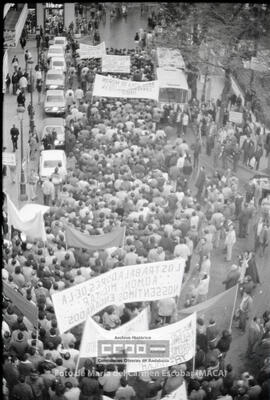 Concentración y manifestación de trabajadores del Ministerio de Defensa (personal laboral no funcionario)