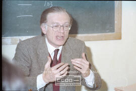 Ponencia de Nicolás Sartorius en la escuela de formación sidical, en la sede de Morería y fotos de la sede