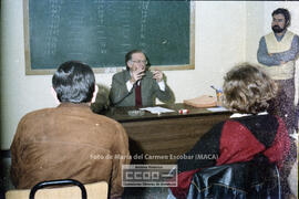 Ponencia de Nicolás Sartorius en la escuela de formación sidical, en la sede de Morería y fotos de la sede