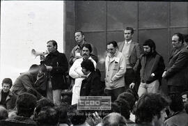 Asamblea de trabajadores de C.A.S.A. en las puertas de la fábrica – 04