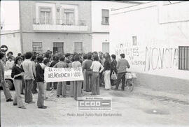 Manifestación contra el paro en el barrio del Cerro del Águila – 19