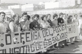 Manifestación del 1º de Mayo de 1979 en camas
