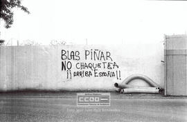 Pintadas de Fuerza Nueva – 01