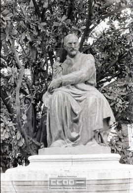 Lugares de Sevilla – Foto 7 (estatua)