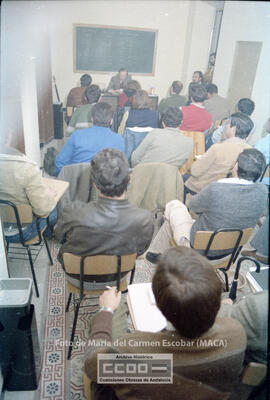 Ponencia de Nicolás Sartorius en la escuela de formación sidical, en la sede de Morería y fotos de la sede