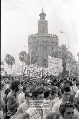 Manifestación por la amnistía el 11 de julio de 1976 (2) – 18