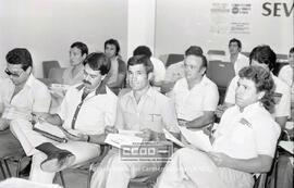 Delegados sindicales recibiendo un cursillo impartido por Vicente Sanchís