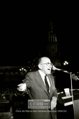 Mitin de Santiago Carrillo en la Plaza de España de Sevilla [elecciones generales 82] – 08