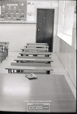 Aulas vacías de un colegio – Foto 2