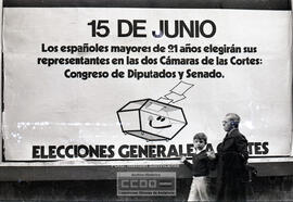 Carteles electorales en la calle – Foto 5