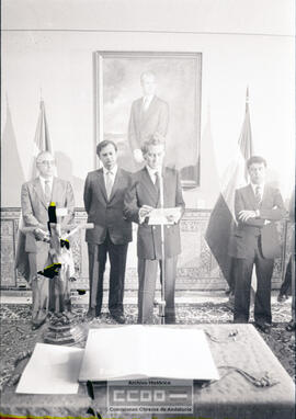 Toma de posesión de Rafael Escuredo – Foto 1