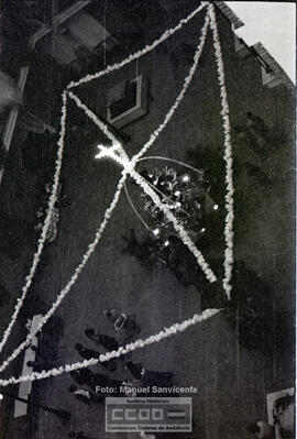 Cruz de mayo en calle Bailen – Foto 56