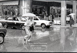 Día de lluvia en las calles de Sevilla - Foto 15
