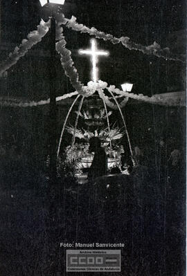 Cruz de mayo en calle Bailen – Foto 60
