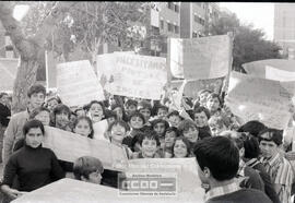 Manifestación de alumnos de enseñanza general pidieron un profesor de inglés – Foto 2