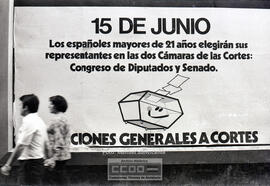 Carteles electorales en la calle – Foto 6