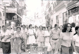 Manifestación de enfermeras contra los despidos – Foto 3