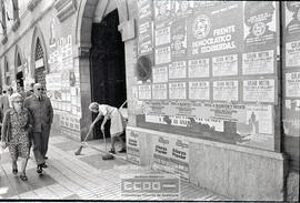 Carteles electorales en la calle – Foto 6