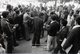 Concentración de trabajadores en la puerta del Ayuntamiento – Foto 5
