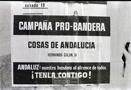 Calles de Sevilla con carteles – Foto 3