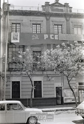 Celebración en Sevilla por la legalización del PCE – Foto 15
