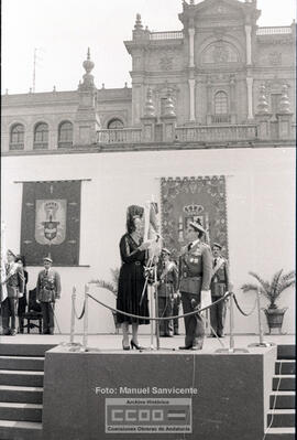 Acto militar: homenaje a la bandera – Foto 38