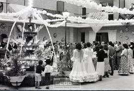 Cruz de mayo en calle Bailen – Foto 35